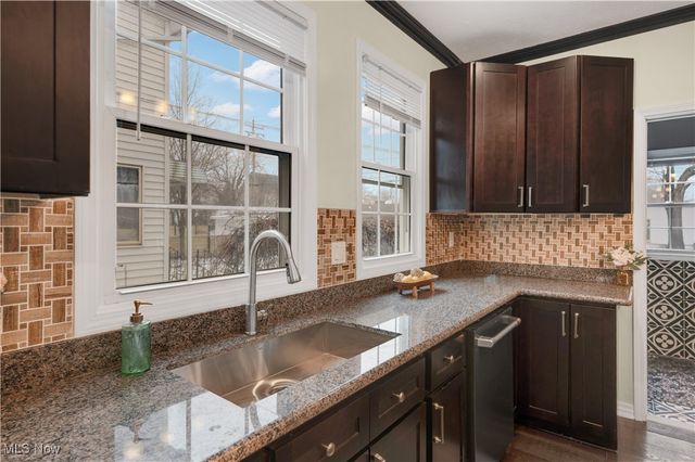 1438 W 116th Street, Cleveland, OH 44102