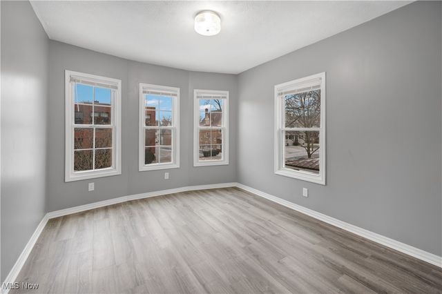 1438 W 116th Street, Cleveland, OH 44102