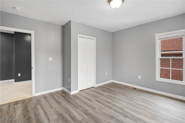 1438 W 116th Street, Cleveland, OH 44102