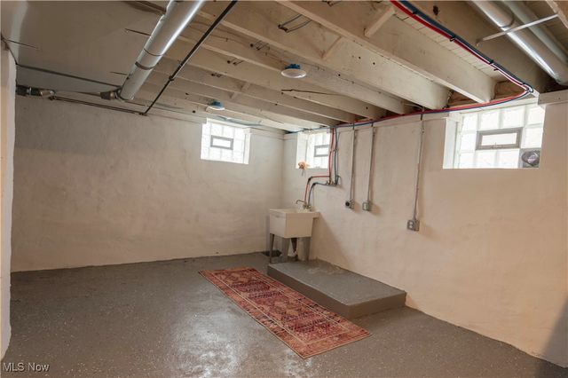 1438 W 116th Street, Cleveland, OH 44102