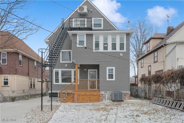 1438 W 116th Street, Cleveland, OH 44102