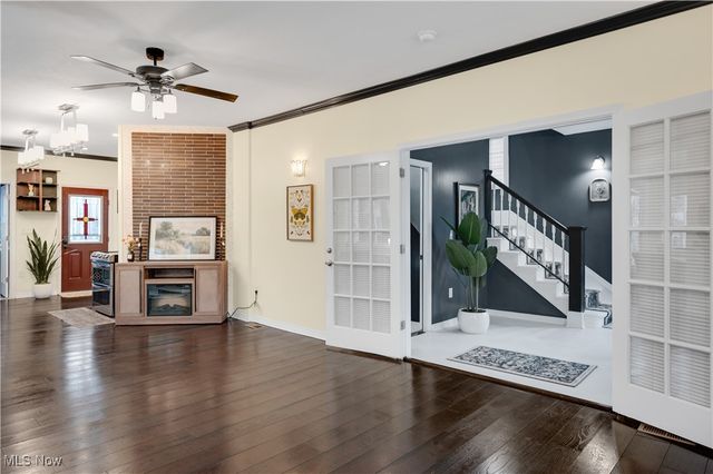 1438 W 116th Street, Cleveland, OH 44102