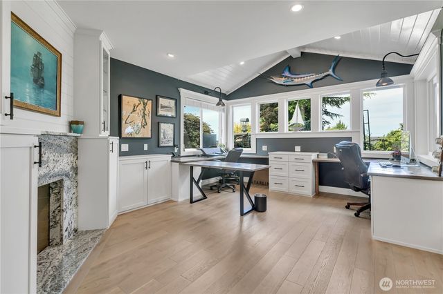 35 Silver Beach Drive, Steilacoom, WA 98388