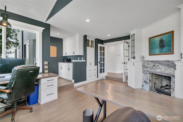 35 Silver Beach Drive, Steilacoom, WA 98388