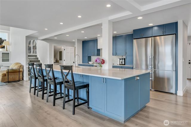 35 Silver Beach Drive, Steilacoom, WA 98388