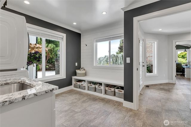 35 Silver Beach Drive, Steilacoom, WA 98388