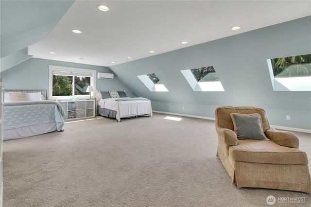 35 Silver Beach Drive, Steilacoom, WA 98388