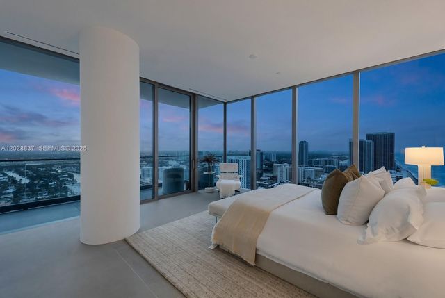 2000 S Ocean Dr 32A, Hallandale Beach, FL 33009