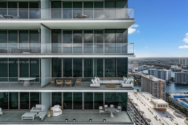 2000 S Ocean Dr 32A, Hallandale Beach, FL 33009