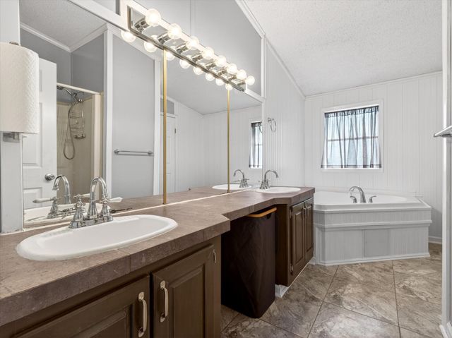 13051 Cherokee Road, Sanger, TX 76266