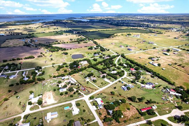 13051 Cherokee Road, Sanger, TX 76266