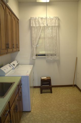 2300 W Main Street, Lancaster, TX 75146