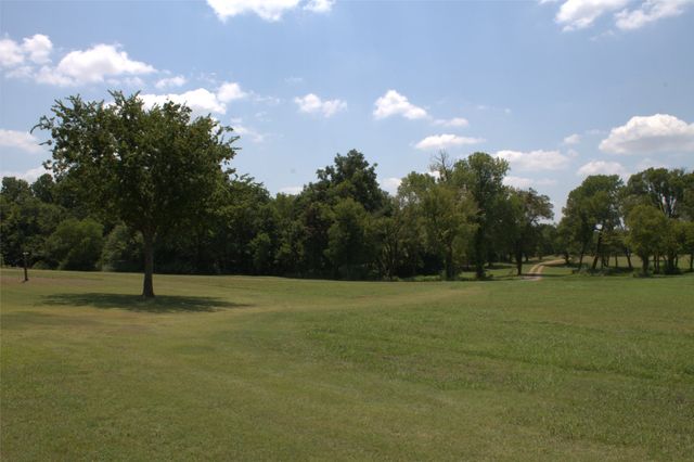 2300 W Main Street, Lancaster, TX 75146