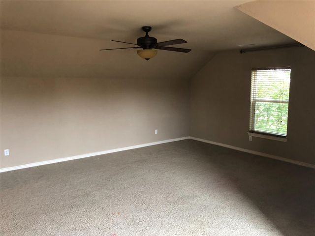 124 High Meadow Road, Red Oak, TX 75154