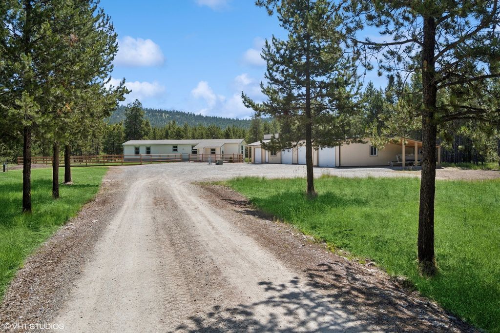 Image 23 of property listing at 8850 Us Highway 2 W, Marion, MT 59925