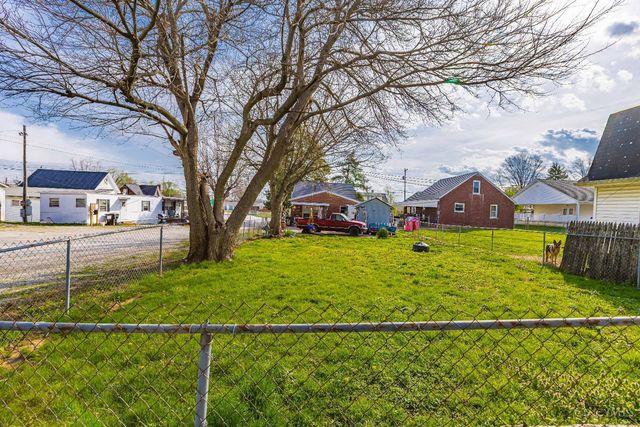 18059 St Rt 247, Seaman, OH 45679