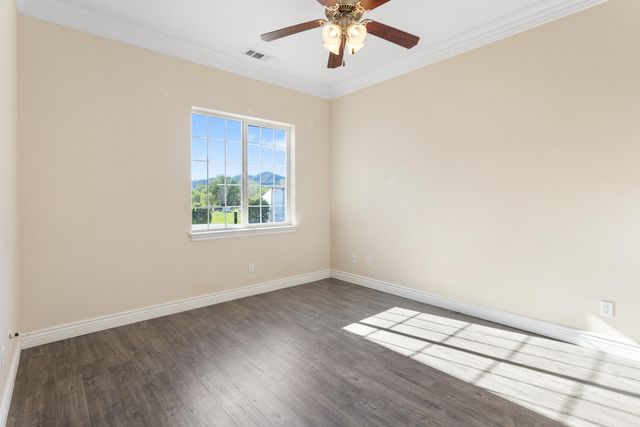 14440 Sea Biscuit Court, Redding, CA 96003