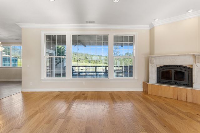 14440 Sea Biscuit Court, Redding, CA 96003