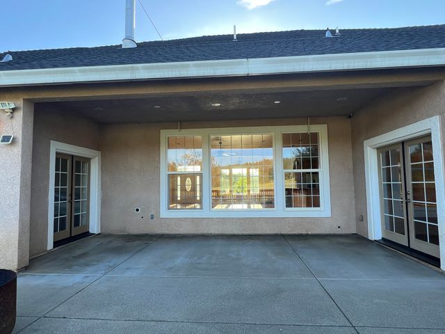 14440 Sea Biscuit Court, Redding, CA 96003