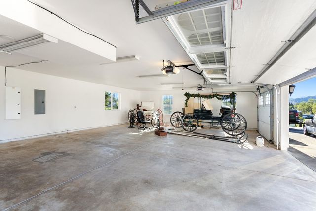 14440 Sea Biscuit Court, Redding, CA 96003