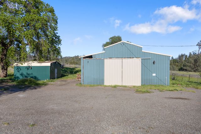 14440 Sea Biscuit Court, Redding, CA 96003