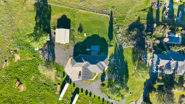 14440 Sea Biscuit Court, Redding, CA 96003