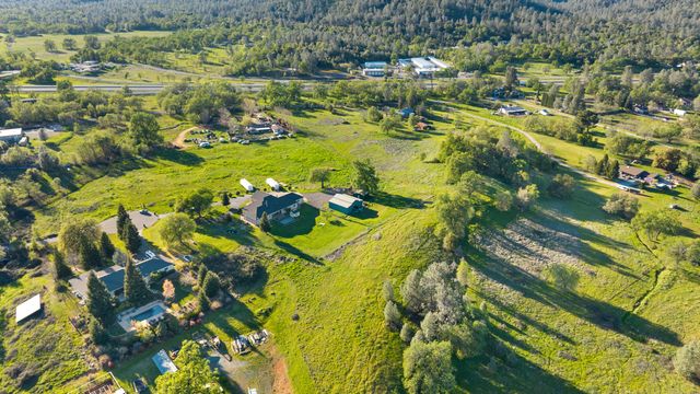 14440 Sea Biscuit Court, Redding, CA 96003