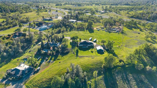 14440 Sea Biscuit Court, Redding, CA 96003