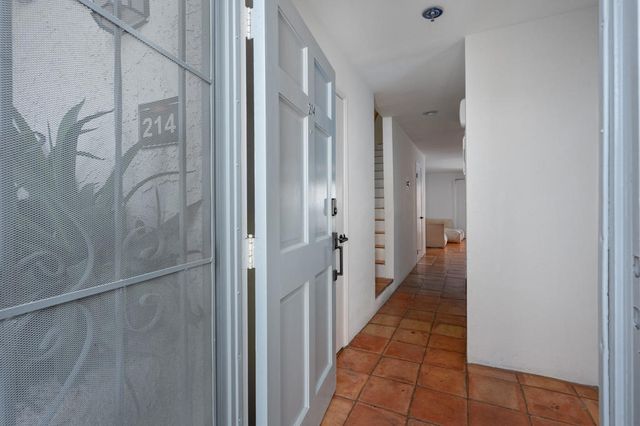 280 S Avenida Caballeros 214, Palm Springs, CA 92262