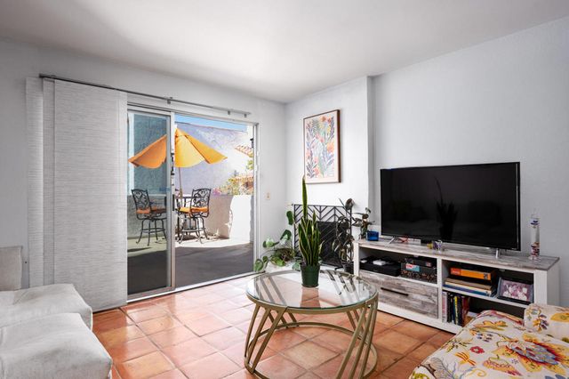 280 S Avenida Caballeros 214, Palm Springs, CA 92262