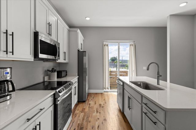 1677 Adams Street, Chattanooga, TN 37408