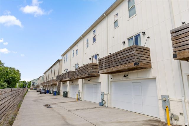 1677 Adams Street, Chattanooga, TN 37408