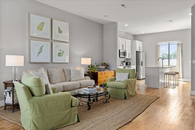 1677 Adams Street, Chattanooga, TN 37408