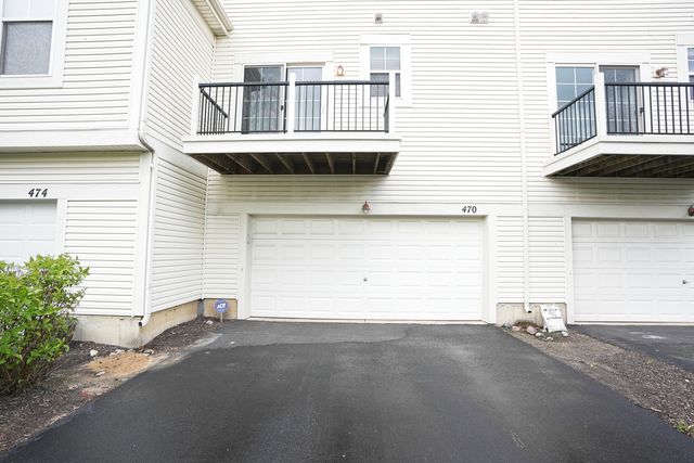 470 Grosvenor Lane 470, Aurora, IL 60504