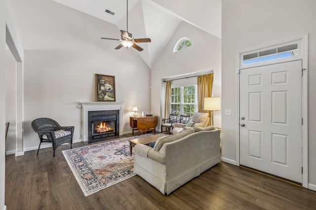 7010 Nickalus Way, Spring Hill, TN 37174