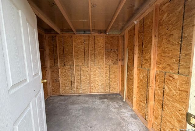 646 Briggs, San Antonio, TX 78211