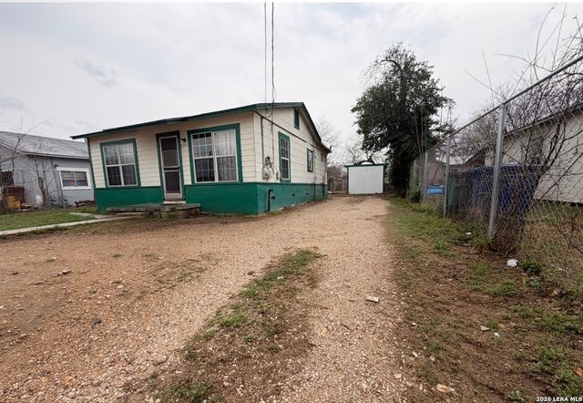 646 Briggs, San Antonio, TX 78211