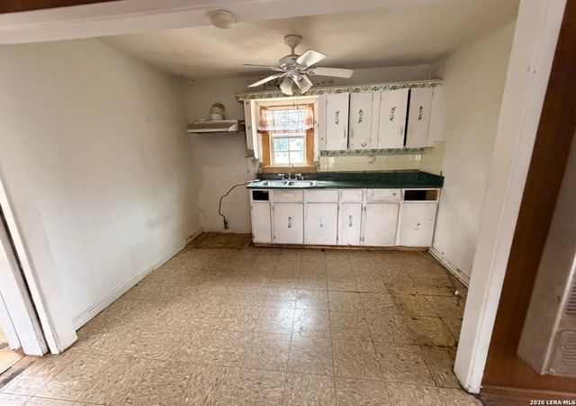 646 Briggs, San Antonio, TX 78211