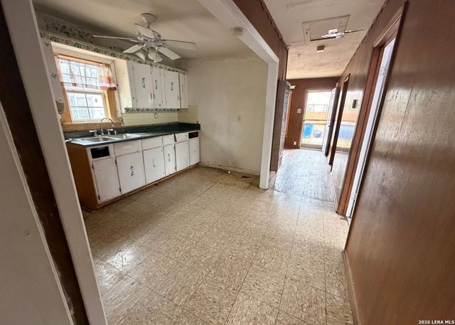 646 Briggs, San Antonio, TX 78211