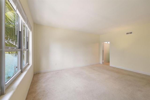 9102 W Bay Harbor Dr 2-DW, Bay Harbor Islands, FL 33154