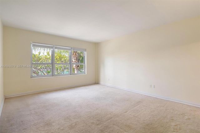 9102 W Bay Harbor Dr 2-DW, Bay Harbor Islands, FL 33154