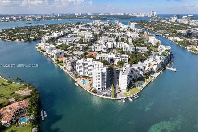 9102 W Bay Harbor Dr 2-DW, Bay Harbor Islands, FL 33154