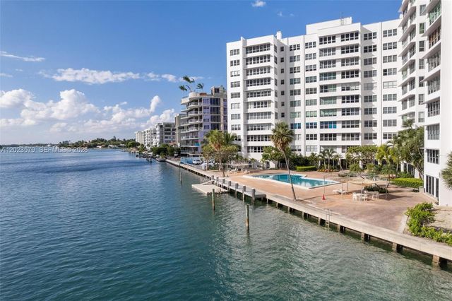 9102 W Bay Harbor Dr 2-DW, Bay Harbor Islands, FL 33154