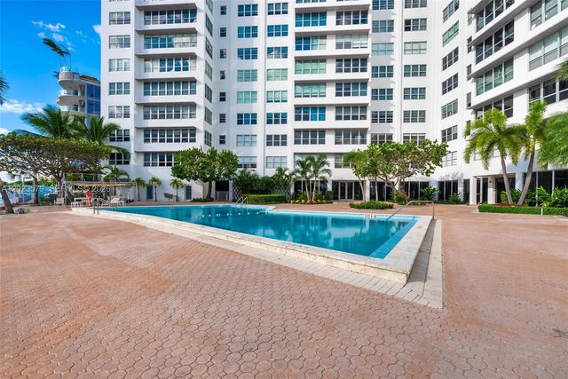 9102 W Bay Harbor Dr 2-DW, Bay Harbor Islands, FL 33154