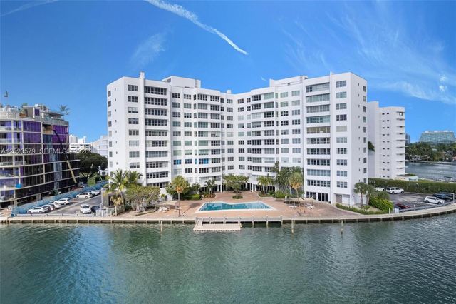 9102 W Bay Harbor Dr 2-DW, Bay Harbor Islands, FL 33154