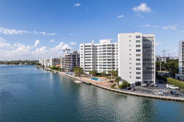 9102 W Bay Harbor Dr 2-DW, Bay Harbor Islands, FL 33154