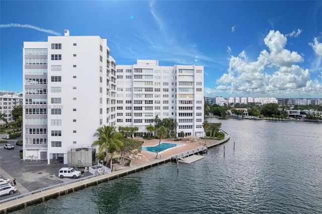 9102 W Bay Harbor Dr 2-DW, Bay Harbor Islands, FL 33154
