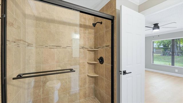 5421 11TH STREET CIRCLE E, Bradenton, FL 34203