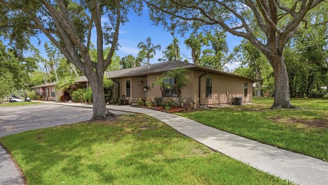 5421 11TH STREET CIRCLE E, Bradenton, FL 34203