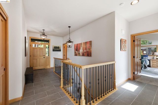 23333 Gurney Station Rd, Twain Harte, CA 95383